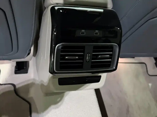 Audi Q5L — Фото автомобиля 13