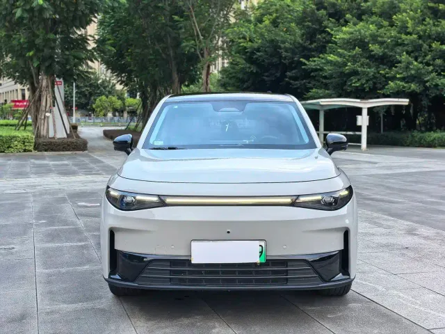 Leapmotor C10 — Фото автомобиля 2