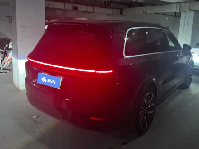 Li Auto L9 — Фото автомобиля 3