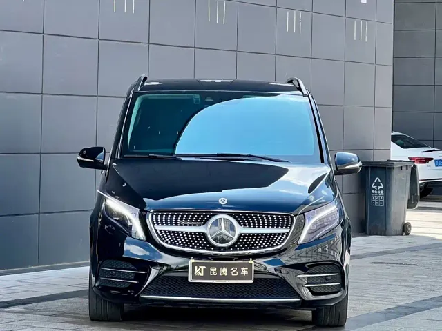 Mercedes-Benz V-Class — Фото автомобиля 2