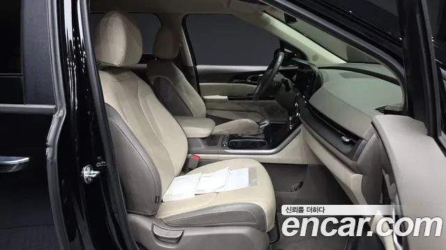 Kia Carnival 4th Gen — Фото автомобиля 11