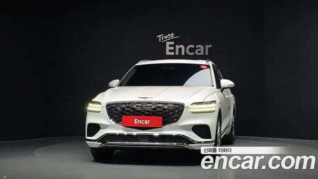 Genesis GV70 — Фото автомобиля 3