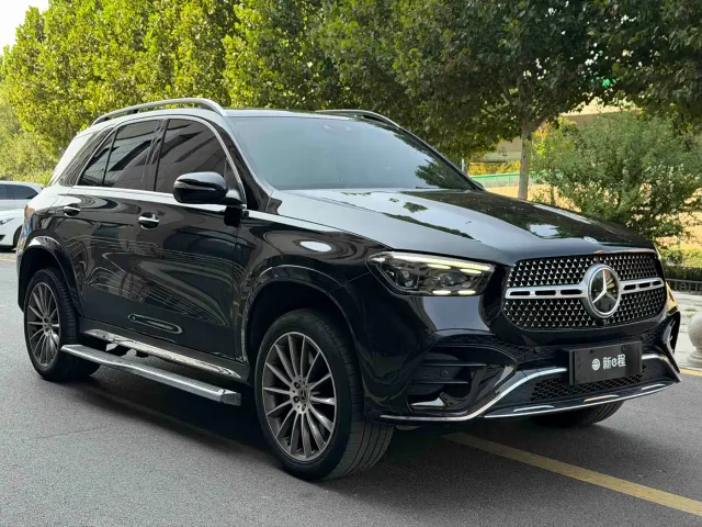 Mercedes-Benz GLE-Class — Фото автомобиля 3