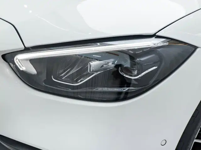 Mercedes-Benz C-Class — Фото автомобиля 8