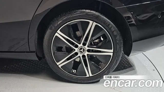 Mercedes-Benz A-Class W177 — Фото автомобиля 6