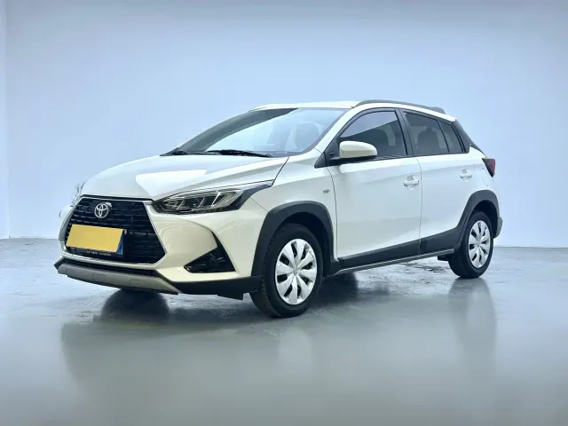 Фотография автомобиля — Toyota YARiS L Zhi Xuan