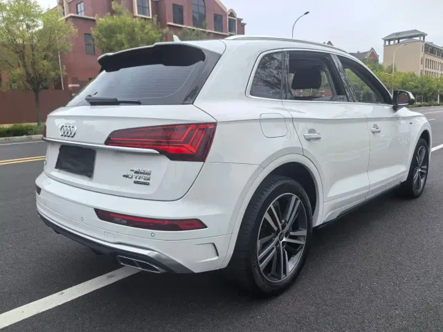 Audi Q5L — Фото автомобиля 21
