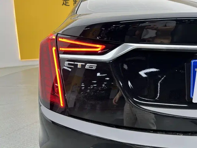 Cadillac CT6 — Фото автомобиля 9
