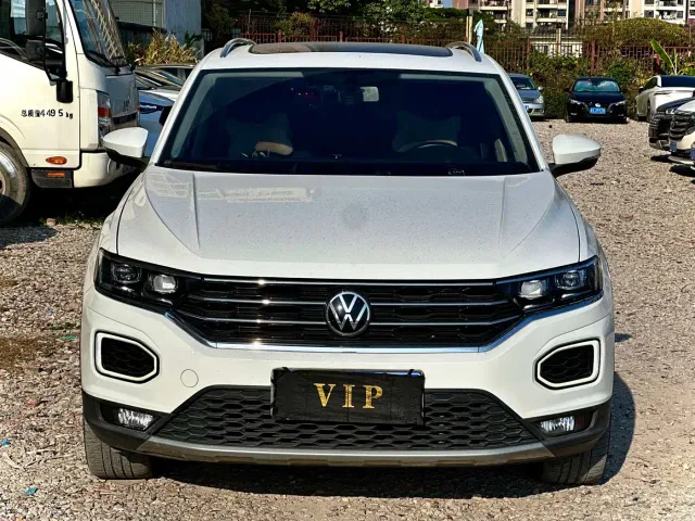 Фотография автомобиля — Volkswagen T-Roc