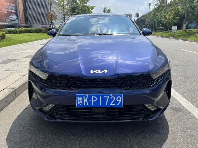 Kia K5 — Фото автомобиля 2