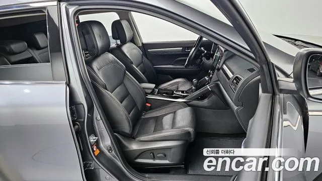 Renault-KoreaSamsung QM6 Новый QM6 2.0 LPe RE Signature 2WD — Фото автомобиля 12