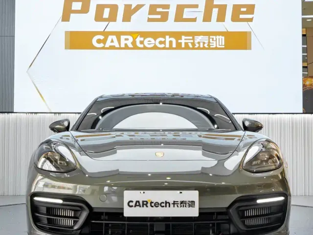 Porsche Panamera — Фото автомобиля 2