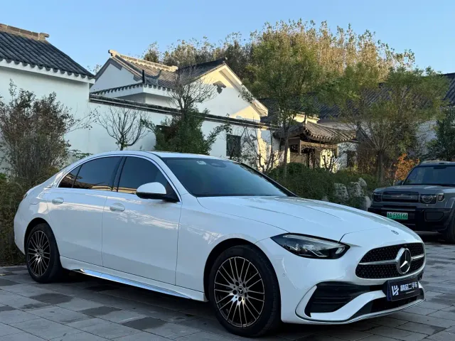 Mercedes-Benz C-Class — Фото автомобиля 3