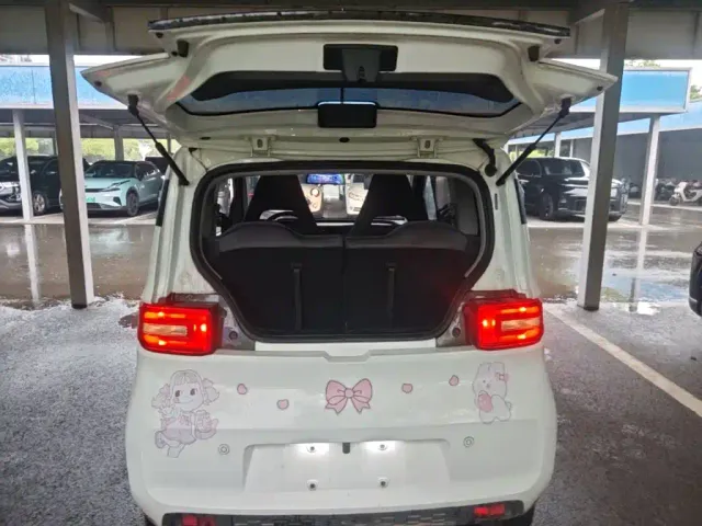 Wuling Hongguang Mini EV — Фото автомобиля 18