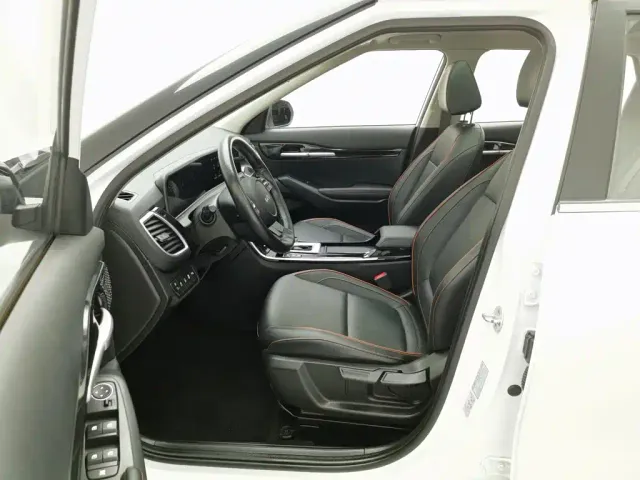 Kia Seltos — Фото автомобиля 10