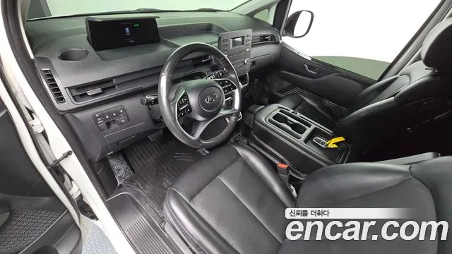 Hyundai Staria — Фото автомобиля 10