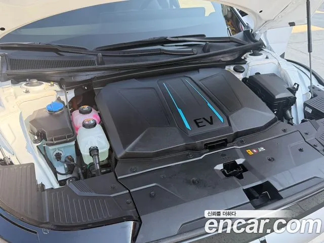 Hyundai Ioniq 5 — Фото автомобиля 6