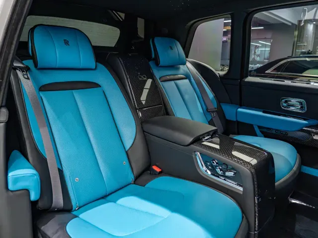 Rolls-Royce Cullinan — Фото автомобиля 10