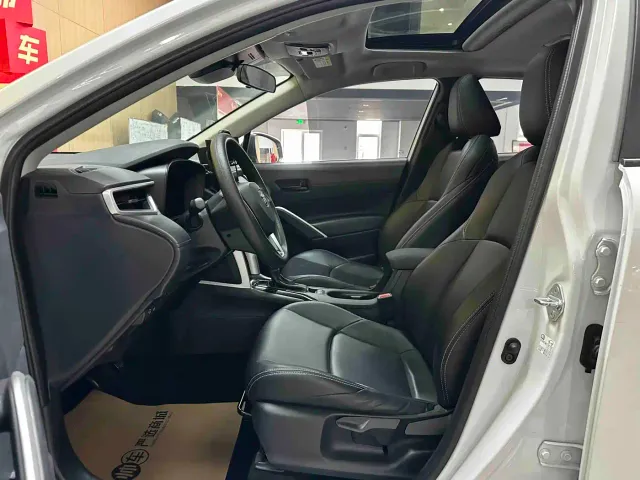 Toyota Frontlander — Фото автомобиля 9