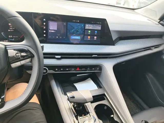 Changan CS75 Plus — Фото автомобиля 8