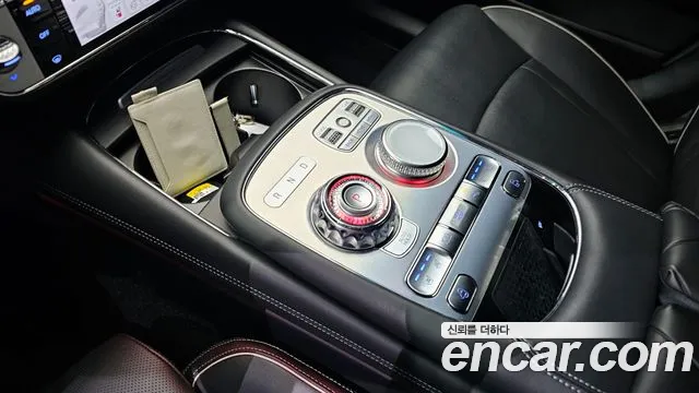 Genesis G90 Бензин 3.5 турбо AWD — Фото автомобиля 9