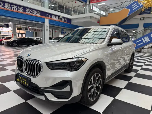 BMW X1 — Фото автомобиля 3