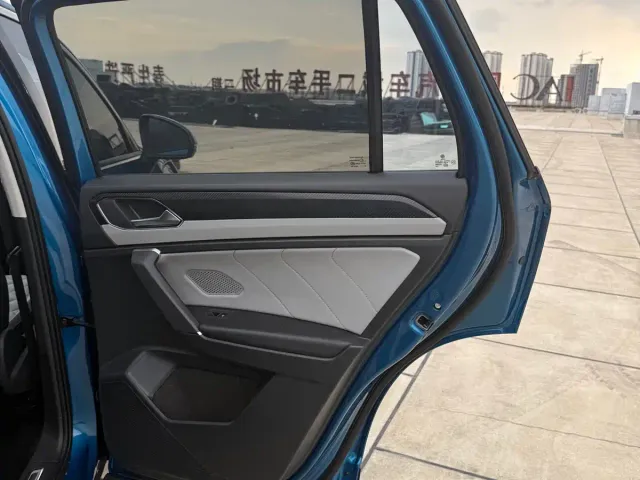 Volkswagen Tayron GTE Plug-in Hybrid — Фото автомобиля 21