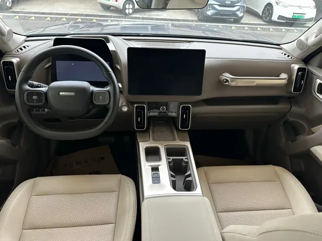 Haval Big Dog — Фото автомобиля 6