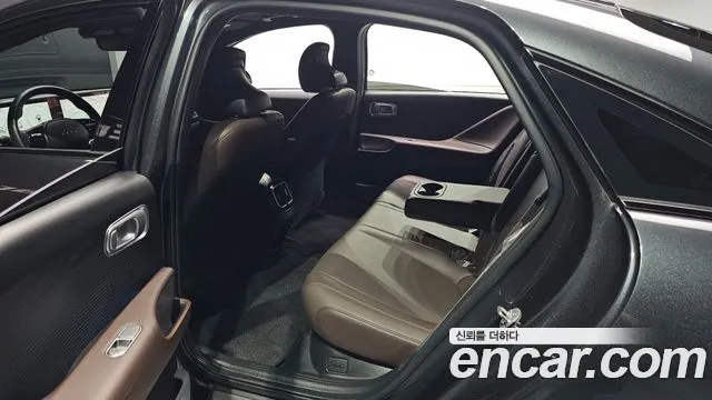 Hyundai Ioniq 6 — Фото автомобиля 17
