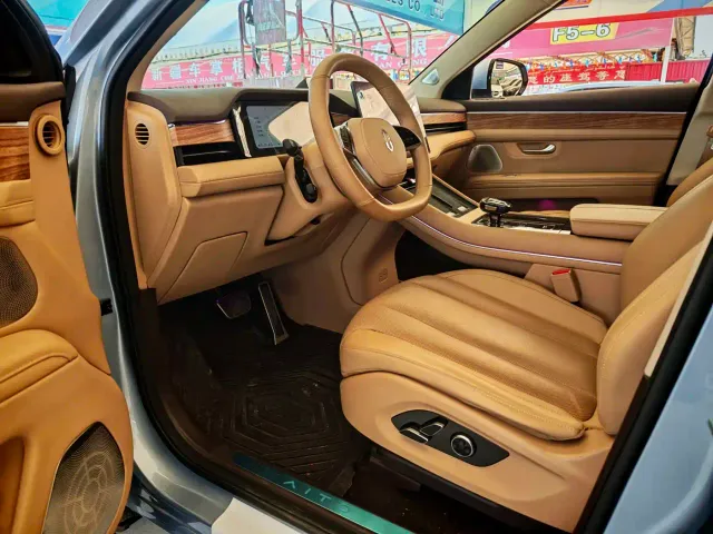 Aito M7 — Фото автомобиля 4