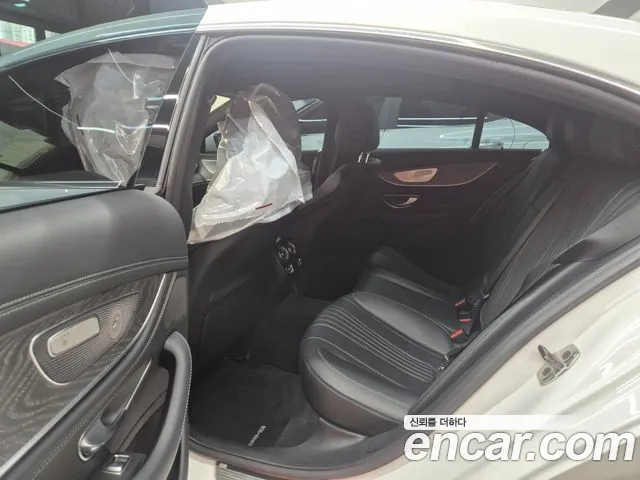 Mercedes-Benz CLS-Class — Фото автомобиля 16