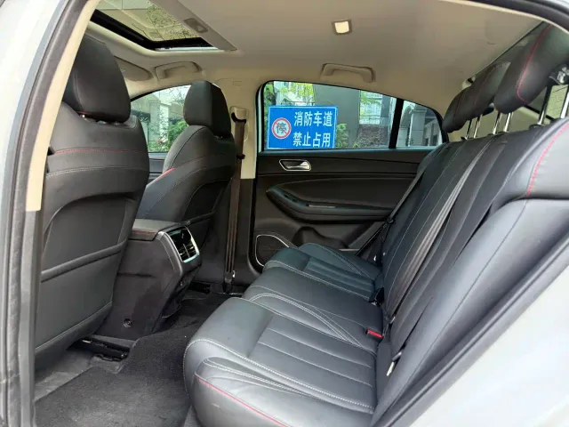 Chery Arrizo 5 PLUS — Фото автомобиля 12