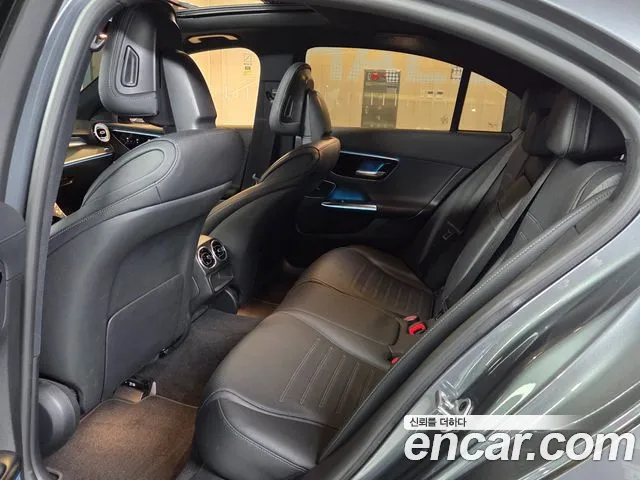 Mercedes-Benz C-Class — Фото автомобиля 10