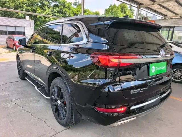 Buick Enclave — Фото автомобиля 22