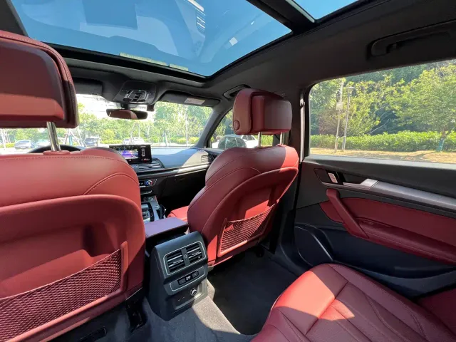 Audi Q5L — Фото автомобиля 8
