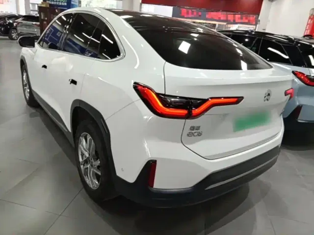Nio EC6 — Фото автомобиля 4