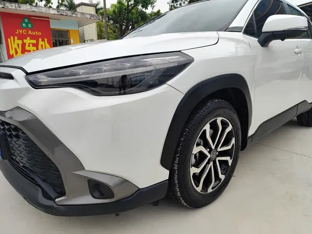 Toyota Frontlander — Фото автомобиля 4