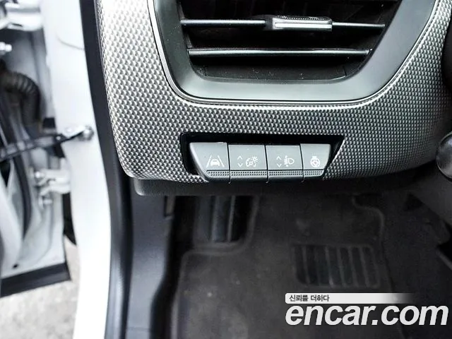 Renault Korea XM3 — Фото автомобиля 18