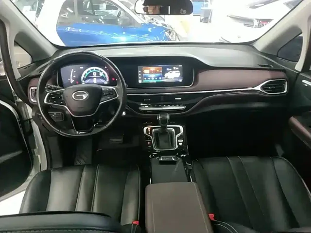 GAC Trumpchi M6 — Фото автомобиля 9