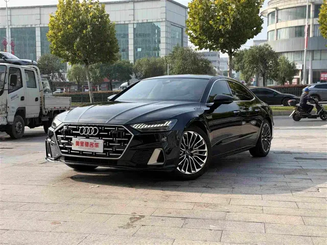 Фотография автомобиля — Audi A7L