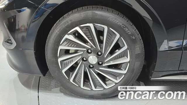 Hyundai Sonata — Фото автомобиля 5