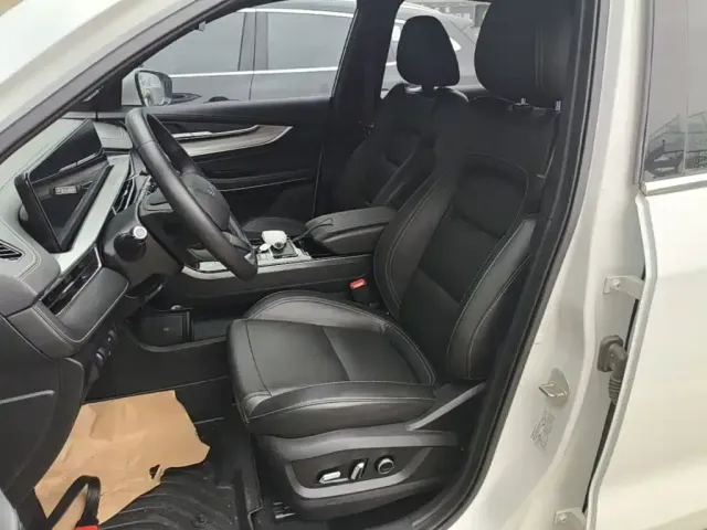 Exeed Exeed Windchaser 2020 1.6T DCT Star Premium Edition — Фото автомобиля 14