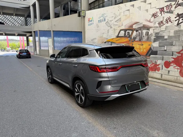 BYD Song PLUS — Фото автомобиля 7