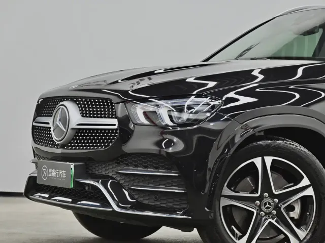 Mercedes-Benz GLE-Class — Фото автомобиля 22