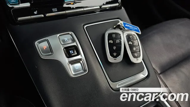 Hyundai Grandeur New — Фото автомобиля 12