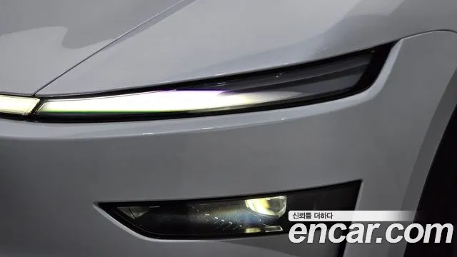 Tesla Model Y — Фото автомобиля 7