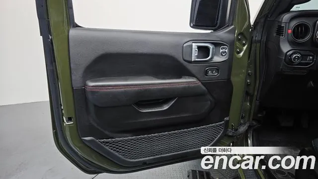 Jeep Wrangler Wrangler (JL) — Фото автомобиля 23