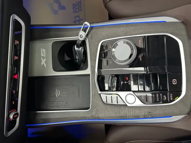 BMW X5 — Фото автомобиля 7