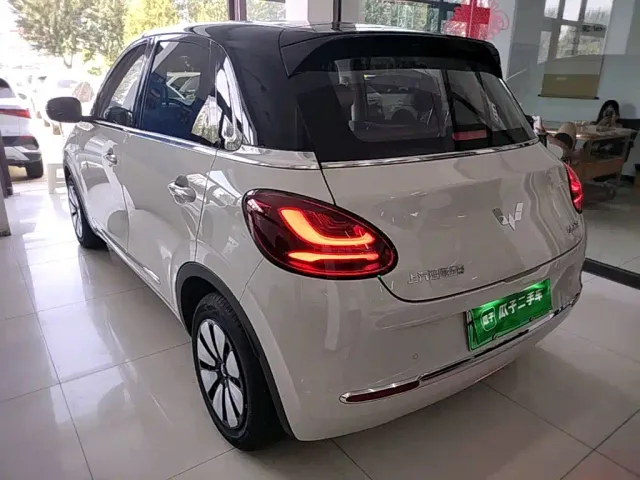 Wuling Bingo — Фото автомобиля 4