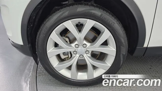 Land Rover Discovery Sport Generation 2 — Фото автомобиля 5